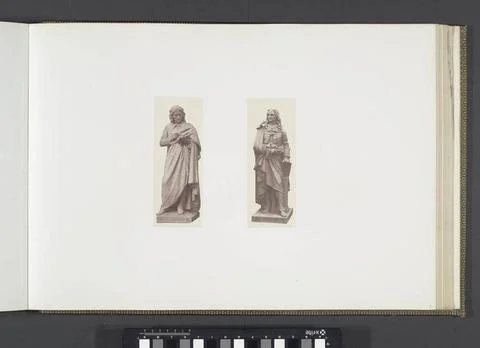 RECORD DATE NOT STATED  Plot models for sculptures on the Palais du Louvre... Foto stock