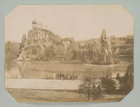 RECORD DATE NOT STATED  Pond in the Parc des Buttes -Chaumont, Paris, X Ph... 스톡 사진