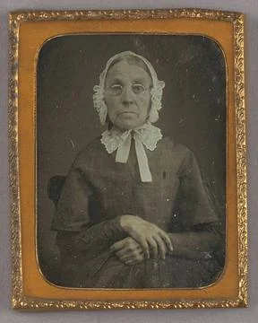 RECORD DATE NOT STATED Portrait of an unidentified elderly woman wearing w... Stock Photos