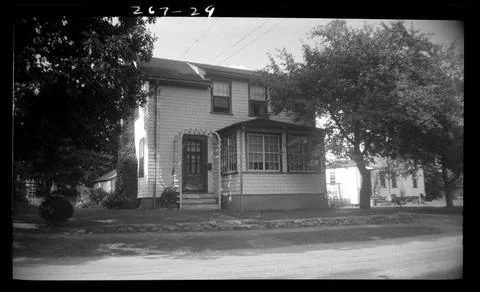RECORD DATE NOT STATED Powers Street 29 , Houses. Needham Building Collect... Fotos de archivo