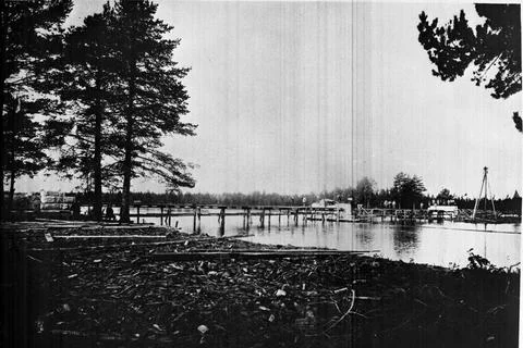 RECORD DATE NOT STATED Railway Bridge Over Vanan During Building. Kristine... Fotos de archivo