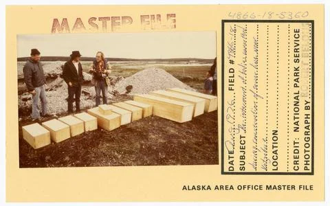 RECORD DATE NOT STATED Re-internment of bodies unearthed during constructi... Foto stock