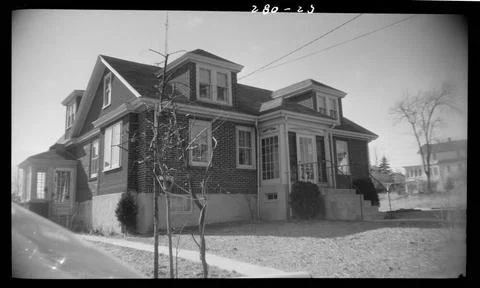 RECORD DATE NOT STATED River Park Street 23 , Houses. Needham Building Col... Fotos de archivo
