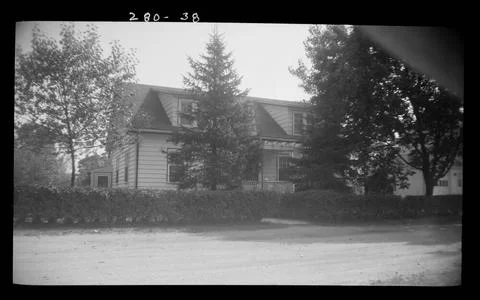 RECORD DATE NOT STATED River Park Street 38 , Houses. Needham Building Col... Fotos de archivo