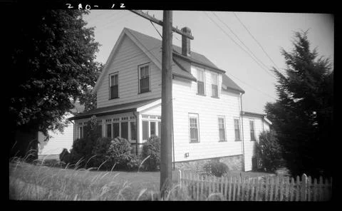 RECORD DATE NOT STATED River Park Street 12 , Houses. Needham Building Col... Fotos de archivo