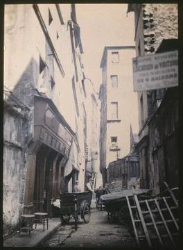RECORD DATE NOT STATED  The rue de Venise. Paris (IVth arr.), Around 1920.... Photos