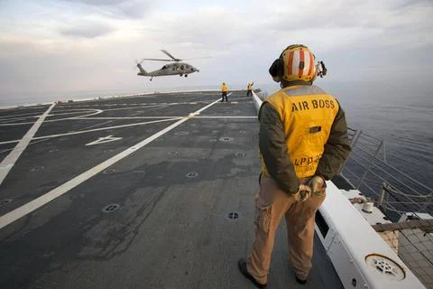 RECORD DATE NOT STATED  SAN DIEGO, Calif. On the top deck of the USS San D... Foto stock