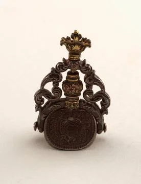 RECORD DATE NOT STATED Seal (France); parcel-gilt silver; h: 4.5 x w: 3 x ... Photos