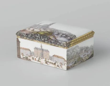 RECORD DATE NOT STATED  Snuffbox with scenes of Saxon castles and a view o... Stock Photos