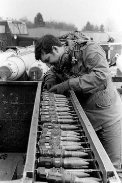 RECORD DATE NOT STATED SSGT Ron Lowery checks a quick loader of 20mm round... Stock Photos
