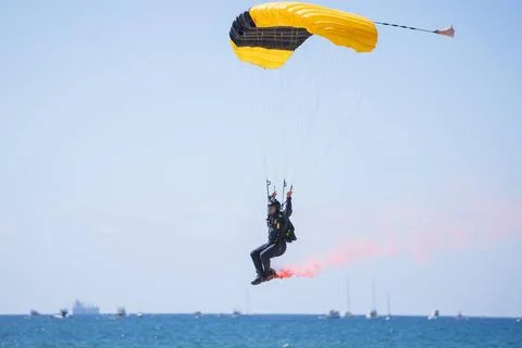 RECORD DATE NOT STATED Staff Sgt. Logan Maples of the U.S. Army Parachute ... Foto stock