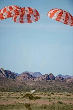 RECORD DATE NOT STATED  A successful Orion parachute test takes place at U... Stock-Fotos