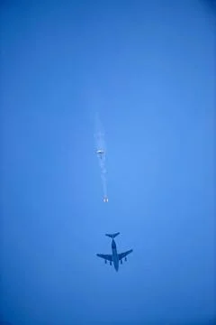 RECORD DATE NOT STATED  A successful Orion parachute test takes place at U... Stock Photos