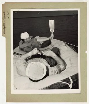 RECORD DATE NOT STATED Sunlight Signal for Assistance. In a simulated resc... Stock Photos