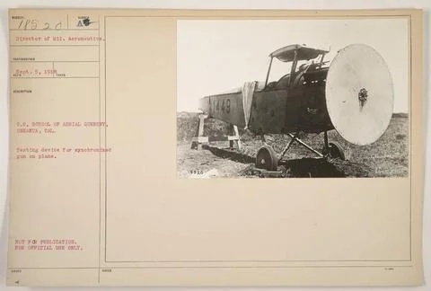 RECORD DATE NOT STATED  Synchronized gun testing device at the U.S. School... Stock Photos