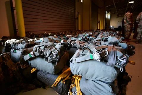 RECORD DATE NOT STATED  T-11 parachute systems are staged for the 173rd Ai... Stock Photos
