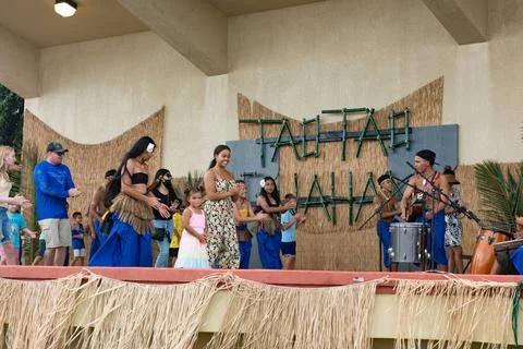 RECORD DATE NOT STATED Team Andersen members learn a native dance from the... Fotos Stock