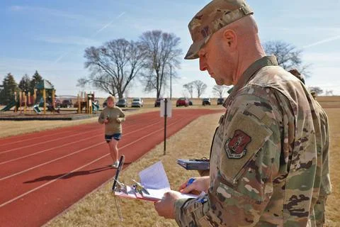 RECORD DATE NOT STATED Technical Sgt. Raymond Stier, Program Manager for t... Foto stock