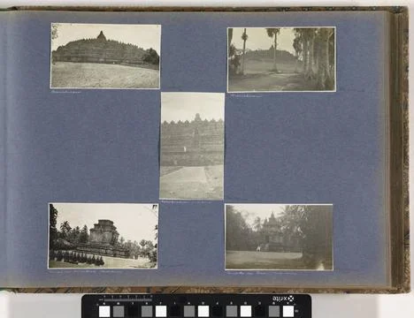 RECORD DATE NOT STATED  Temple of Mendoet east of the Borobudur on Java, A... Foto stock