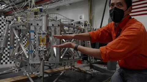 RECORD DATE NOT STATED  . Testing a Prototype Mars Lander. Engineer Abel D... 스톡 사진
