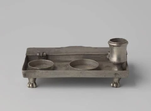 RECORD DATE NOT STATED  Tin ink, rectangular leaf on four lion s legs, Ano... 스톡 사진