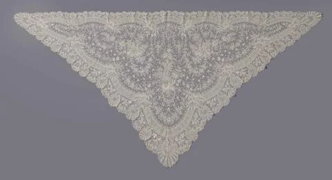 RECORD DATE NOT STATED  Trianganic Shawl of coniferous side with lilies an... Foto stock