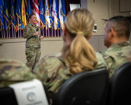 RECORD DATE NOT STATED U.S. Air Force Tech. Sgt. Vicki Greene, right, Head... Stock Photos