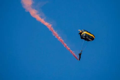 RECORD DATE NOT STATED The U.S. Army Parachute Team, nicknamed the Golden ... Stock Photos