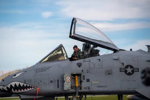 RECORD DATE NOT STATED A U.S. Air Force A-10 Thunderbolt II Pilot calculat... Stock Photos