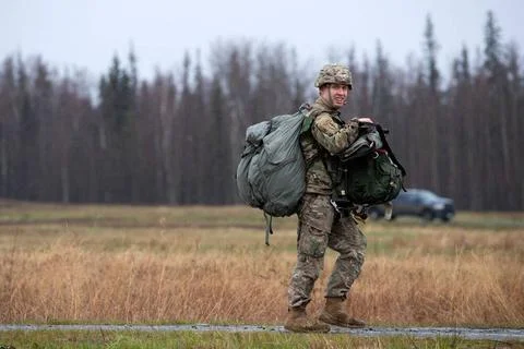RECORD DATE NOT STATED U.S. Army Staff Sgt. Philip Frank, a paratrooper as... Foto stock