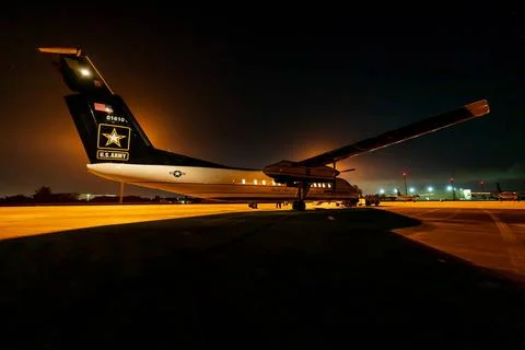 RECORD DATE NOT STATED The U.S. Army Parachute Team jump aircraft, the C-1... Stock Photos