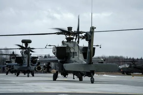 RECORD DATE NOT STATED U.S. Army AH-64D Apache Longbow helicopters assigne... Foto stock
