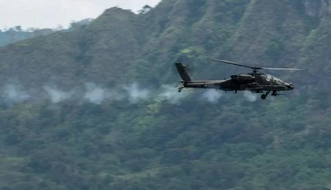 RECORD DATE NOT STATED A U.S. Army AH-64 Apache helicopter, assigned to th... Foto stock