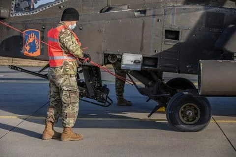 RECORD DATE NOT STATED U.S. Army Spc. Jonathan Lantan, avionic and surviva... Stock Photos