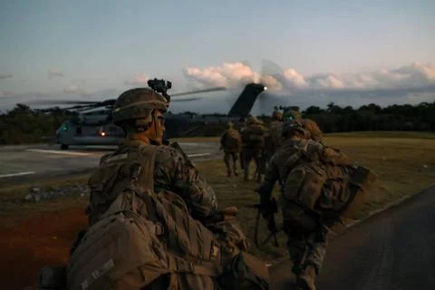 RECORD DATE NOT STATED U.S. Marines with 2d Battalion, 7th Marines, load a... Fotos de archivo