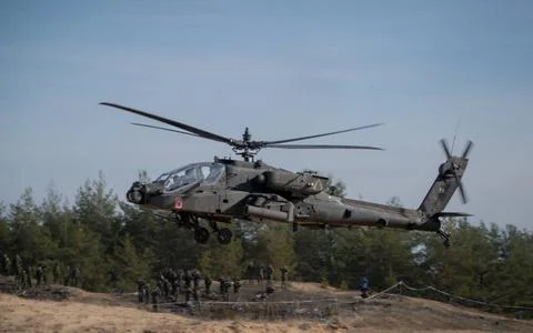 RECORD DATE NOT STATED A U.S. Army AH-64D Apache Longbow helicopter assign... Foto stock