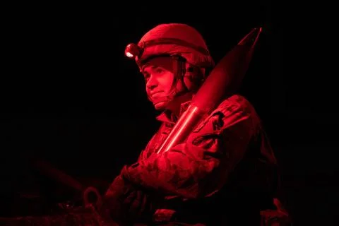 RECORD DATE NOT STATED A U.S. Army paratrooper assigned to Bravo Battery, ... Foto stock