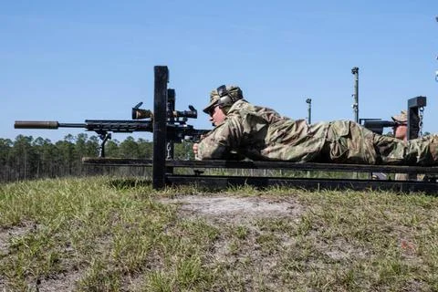 RECORD DATE NOT STATED U.S. Army Staff Sgt. Jacob Engstrom, a parachute ri... Stock Photos