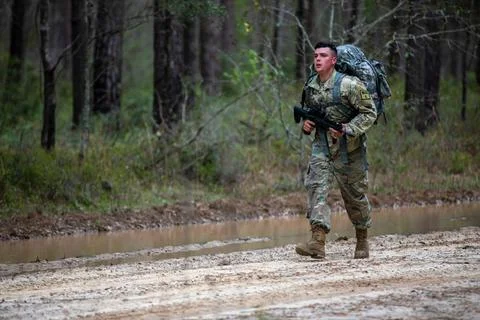 RECORD DATE NOT STATED U.S Army Sgt. Michael McNerney, a parachute rigger ... Stock Photos