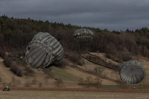 RECORD DATE NOT STATED U.S. Army paratroopers conduct a parachute land and... Foto stock