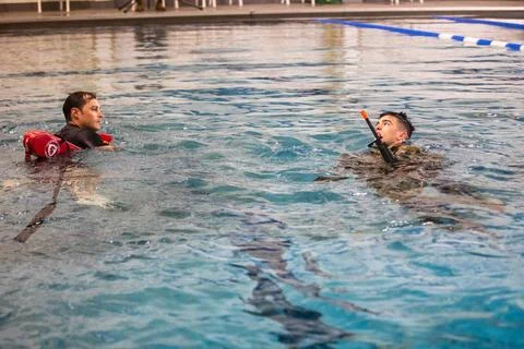 RECORD DATE NOT STATED U.S Army Sgt. Michael McNerney, a parachute rigger ... Foto stock
