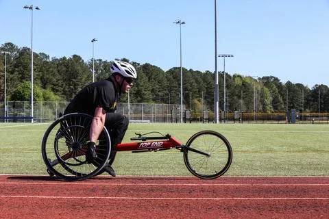 RECORD DATE NOT STATED  U.S. Army Spc. Chad Krantz, cycling on the track d... Foto stock