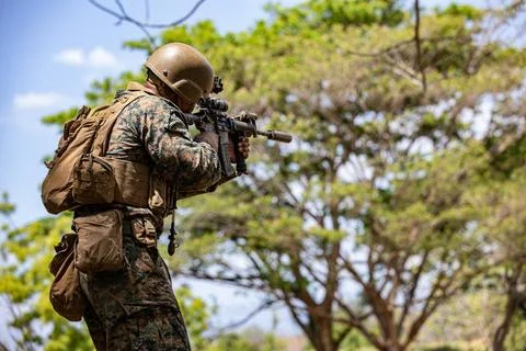 RECORD DATE NOT STATED  A U.S. Marine fires his M27 Infantry Automatic Rif... Foto stock