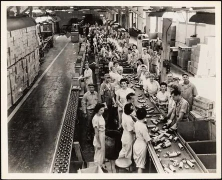 RECORD DATE NOT STATED  Variable Time Fuse Assembly Line in Operation, Hin... Stock-Fotos