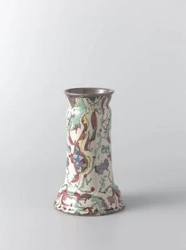 RECORD DATE NOT STATED  Vase with the weed (weed) pattern, n.v. Plateelbak... Fotos Stock