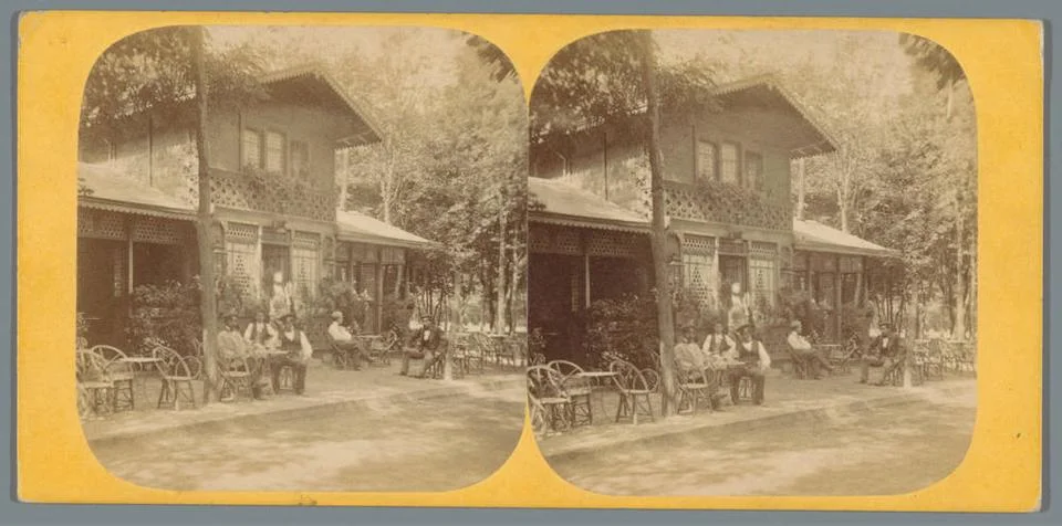 RECORD DATE NOT STATED  View of a cafe in the Bois de Boulogne in Paris, A... Stock-Fotos