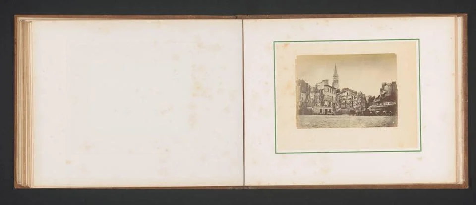 RECORD DATE NOT STATED  View of the Place d Armes in Saint-Cloud near Pari... 스톡 사진