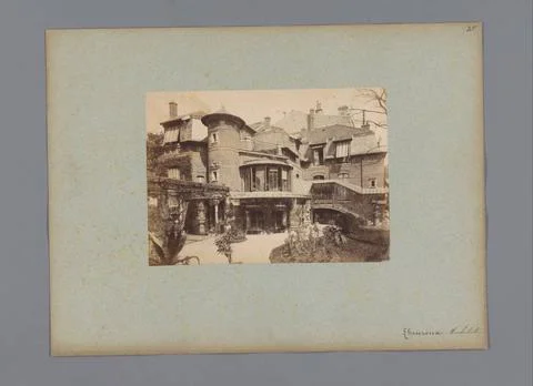 RECORD DATE NOT STATED  Villa in Paris, designed by Louis-Ernest Lheureux,... Foto stock