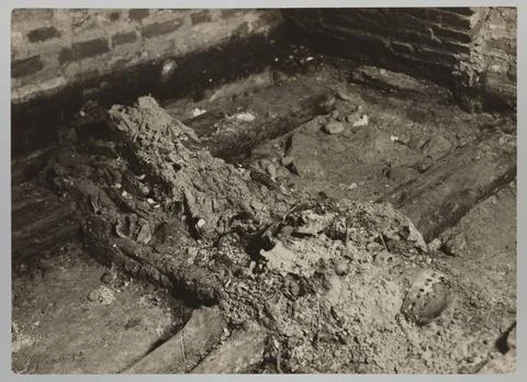 RECORD DATE NOT STATED  Vilnius. Cathedral interior of the royal crypt; Bu... Fotos de archivo
