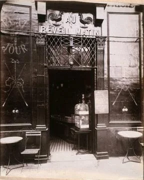 RECORD DATE NOT STATED  On wake up morning, 135 rue Amelot , Paris (11th a... 写真素材